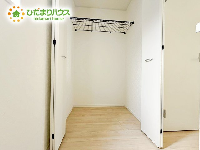 お洋服の多い女性に人気！収納力の高いクローゼット付☆彡