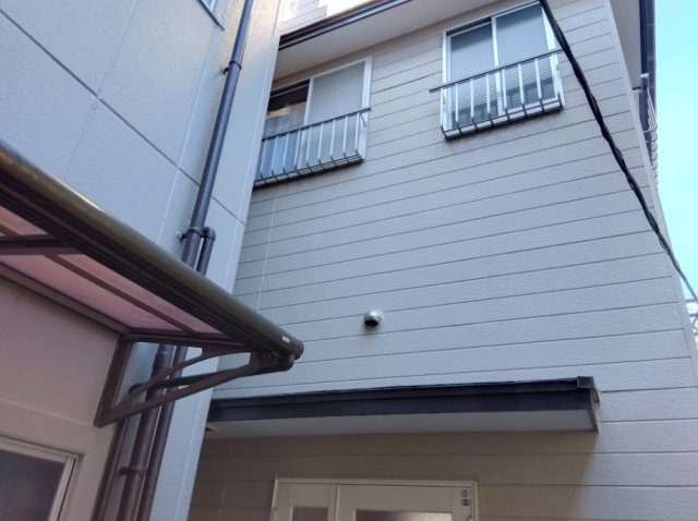 敷地内に店舗と自宅が併設しています。仕事と家庭の両立がしやすい点も大きな魅力です。