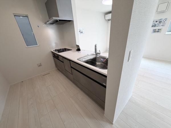 【練馬区平和台3丁目　省エネ×長期優良住宅　限定3棟のキッチン】