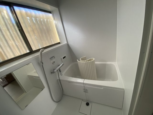 お一人でゆっくり過ごすのも良し。お子様と一緒に楽しみながら入るのも良し、至福のバスタイムで日頃の疲れを癒してください。　