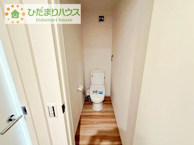 環境にもやさしい、少ない水量でしっかり流す節水型トイレを設置！