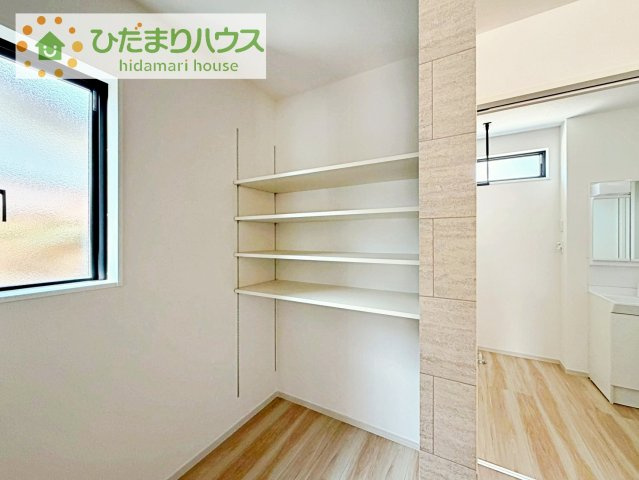 料理をしながらでも、ご家族との会話を楽しめる対面式キッチン♪