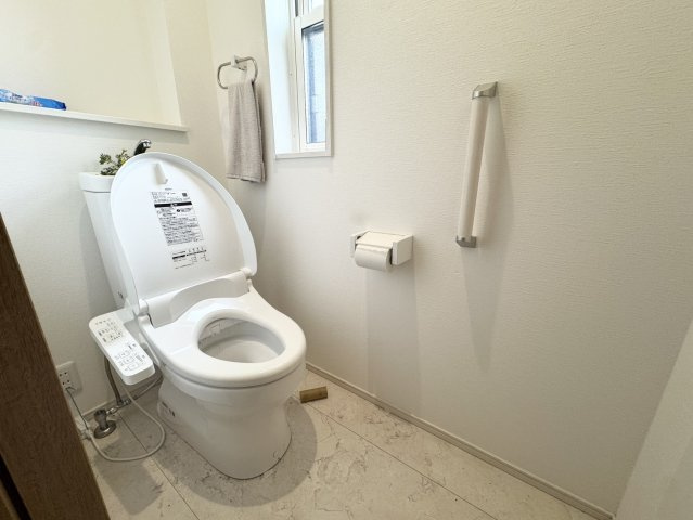 ゆったりとした空間のトイレです