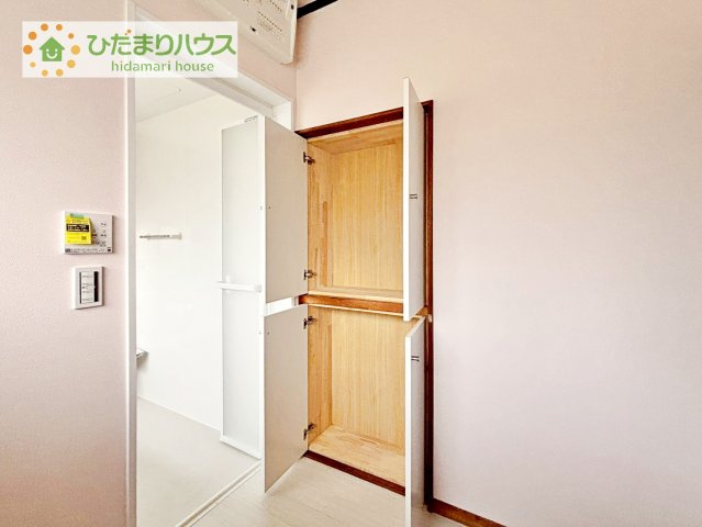 洗面所にも収納ございます♪