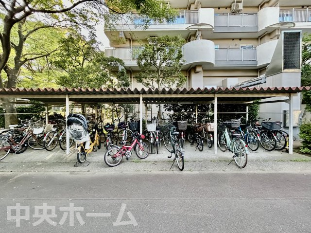 【自転車置き場】最新の空き状況や費用などの詳細は担当スタッフまでお問い合わせください。