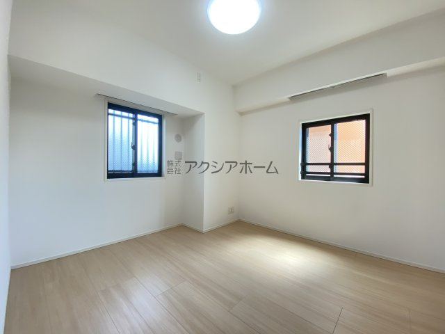 洋室6.3帖