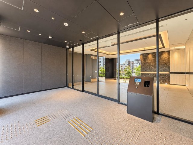 ・オートロック付きで安心です。