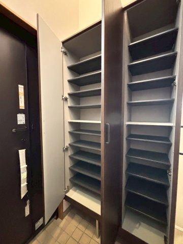 靴がしっかり収納可能なシューズボックス付き♪