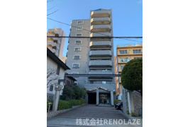 エクセルシオール新宿余丁町の外観