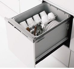 クリナップ製のビルトイン食洗器です。節水と清潔さを両立します。画像はイメージです。