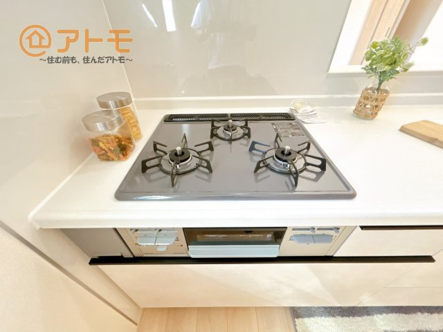 3口コンロは使い勝手がよくお料理も楽しくなりそうです♪