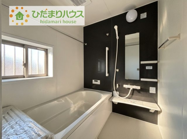 大人が足を伸ばしても十分な広さ！一人でゆっくりくつろぐ時間も大切です！