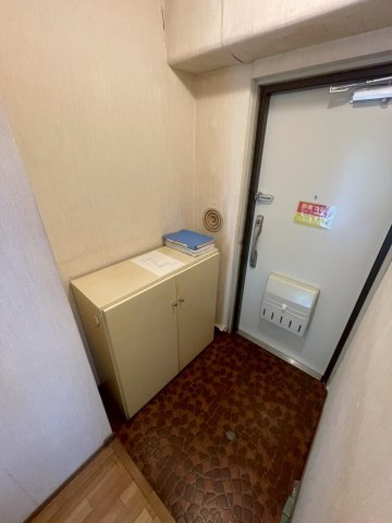 シャルム稲毛（２階）の玄関