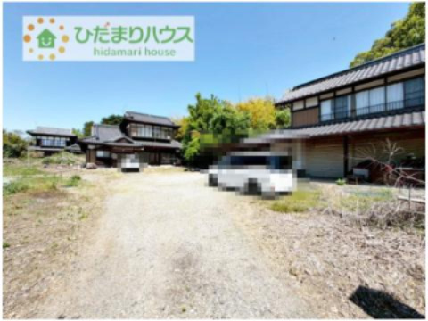 広々敷地で多くのお車が駐車できます！