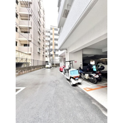 家族みんなで使いやすい駐輪場完備！