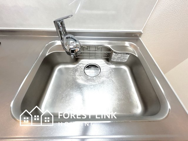 美しく、衛生的なステンレス素材です。