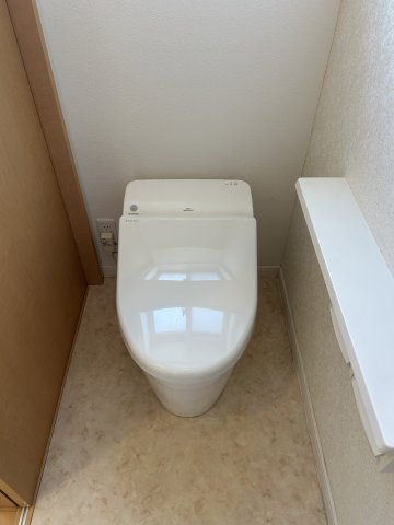 2階トイレの写真です。