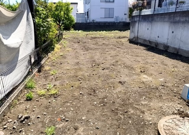 物件の詳細については、現地を見てわかること以外に、役所や法務局などで調べないとわからないことがあります。そのため、現地に行く場合は、もしこの物件を買ったらどのような生活ができるかをイメージしましょう。