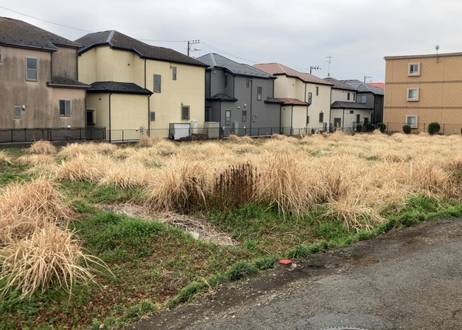 家を建てる前提で土地を探している場合、地盤の丈夫さは譲れない条件の一つです。地盤が脆弱だと追加工事が必要となります。また、過去に地盤沈下や液状化現象を起こした土地は、できるだけ避けた方がいいでしょう。