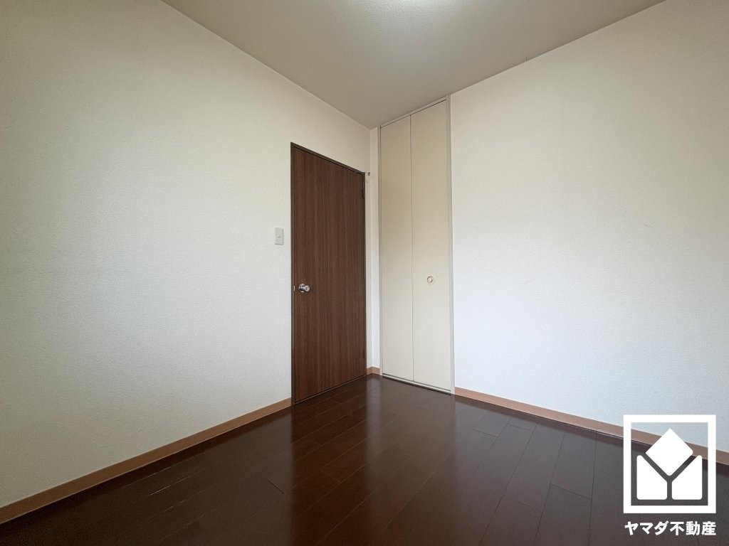 お子様のお部屋などにも丁度良い広さです。独立した居室なのでプライベートな時間をゆったり過ごせそうです。