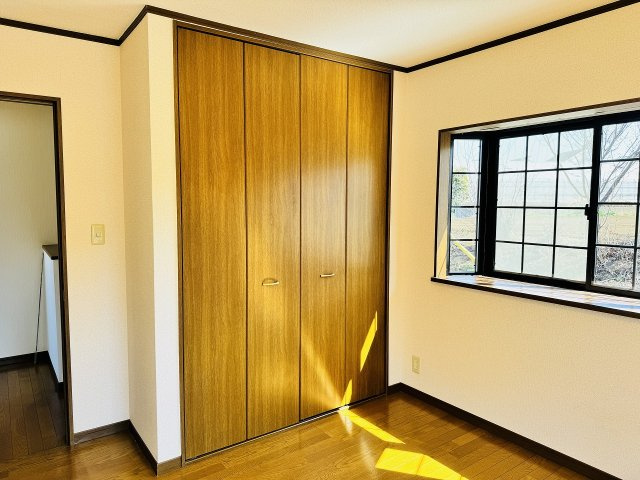 ～収納力の高いクローゼット完備～