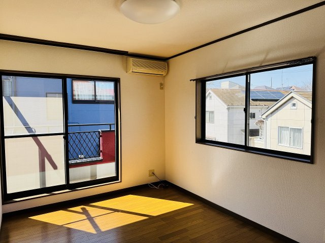 ～2階バルコニーに面している6.0帖の主寝室です～