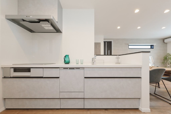 【里中二丁目（2期）のキッチン】