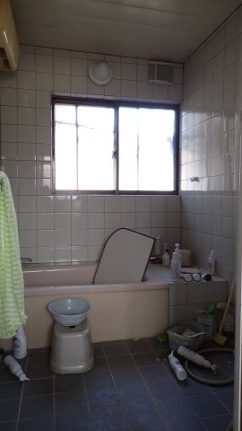 離れにございますお風呂です