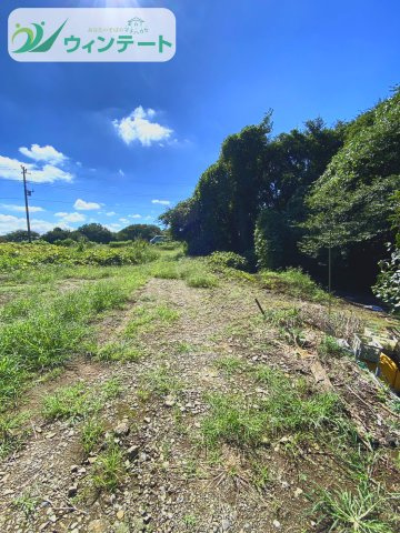 別角度から見た前面道路です！