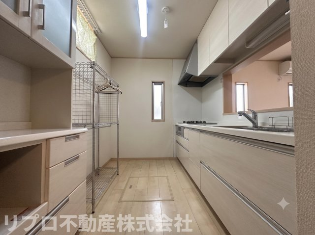 通気性良好なキッチンです♪　　※AI画像を使用しています