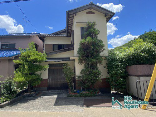 外観：326000195130