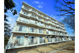 すすき野第２団地第２住宅３－１号棟の外観