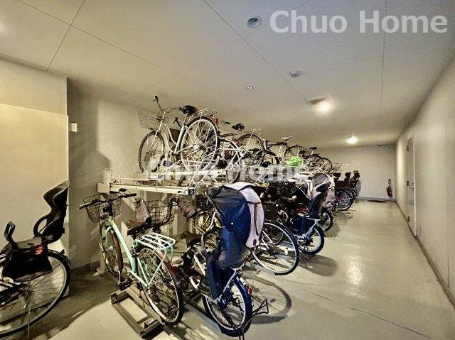 【自転車置き場】最新の空き状況や費用などの詳細は担当スタッフまでお問い合わせください。