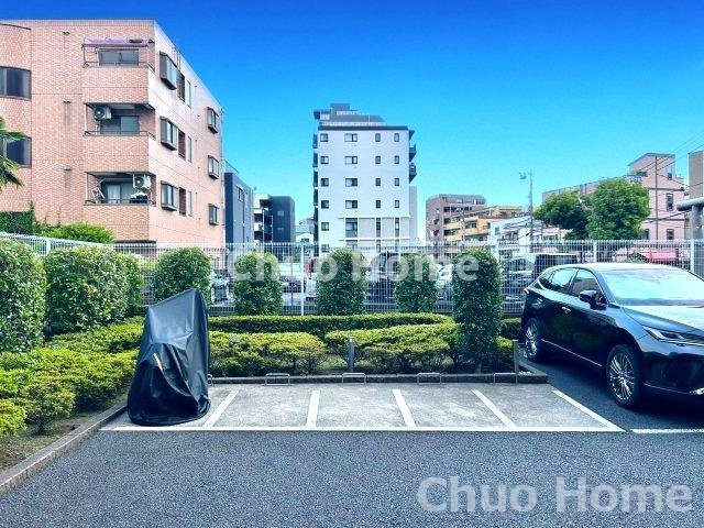 【バイク置場】最新の空き状況や費用などの詳細は担当スタッフまでお問い合わせください。