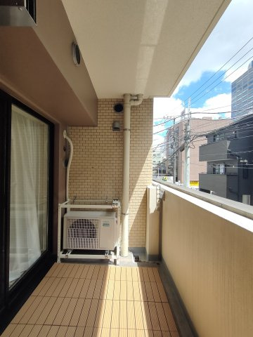 【バルコニー】