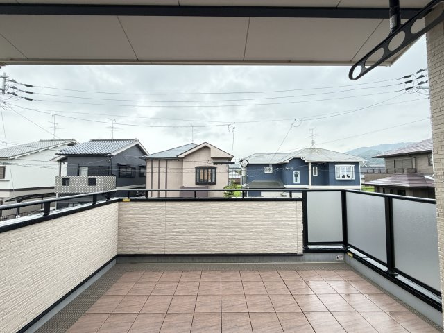 広いバルコニー