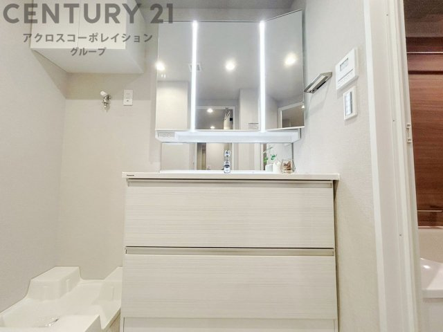 屋根付き駐輪場
