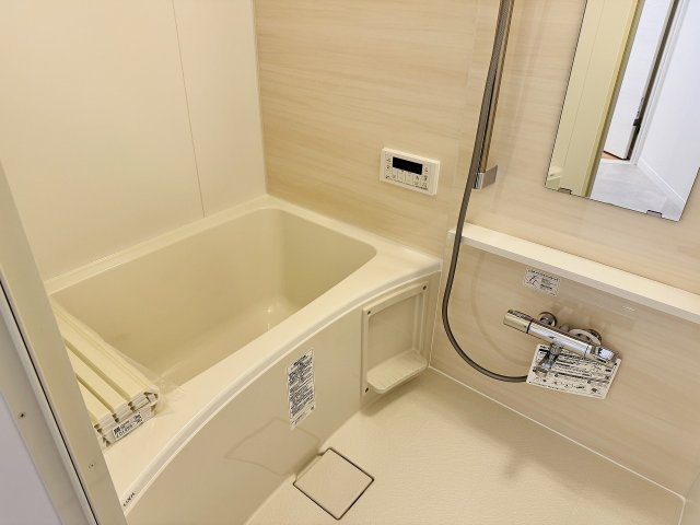 ～新規交換したキレイなバスルーム　気持ち良く湯船に浸かる事が出来ます～