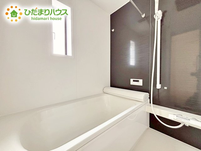 一日の疲れを癒してくれるバスルーム。心身ともにのびのび、心地よくリフレッシュできるよう、美しさと快適性にこだわっています。