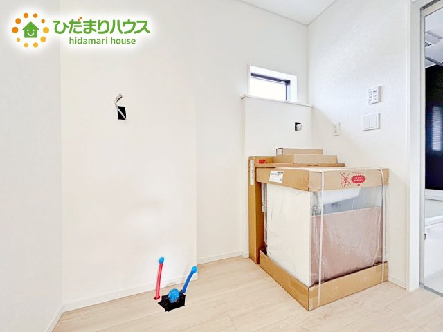 ゆとりの洗面スペースで朝の身支度も快適スムーズに。