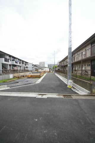 令和8年4月25日撮影　建築中
