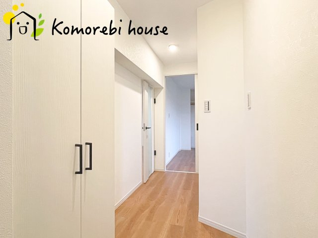 毎日通る玄関はこちらです
