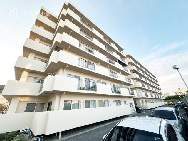 外観：328000624017