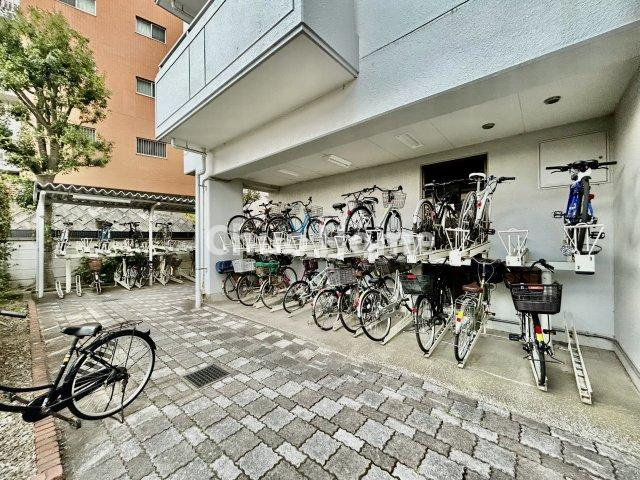 【自転車置き場】最新の空き状況や費用などの詳細は担当スタッフまでお問い合わせください。
