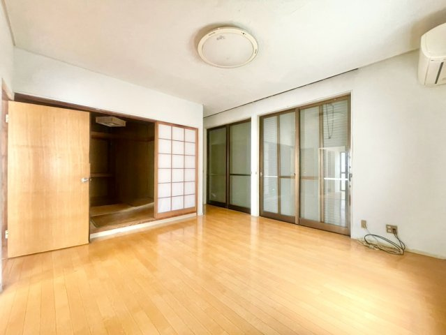 リビング部分♪和室つなげて広々空間に(^^♪
