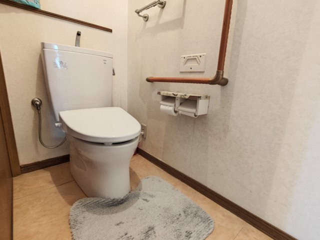1階トイレ