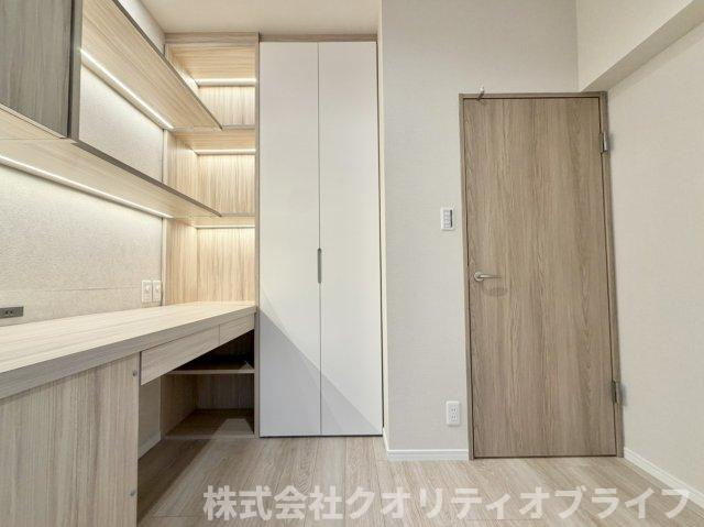 上下に分けて効率よく荷物を整理整頓できるため、お部屋の綺麗さを常にキープするのに重宝します。