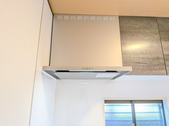 ～スタイリッシュな薄型レンジフード～