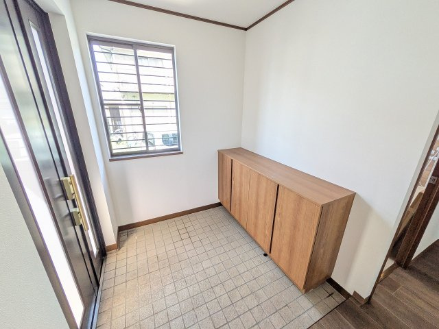 ～広々とした玄関ホール～