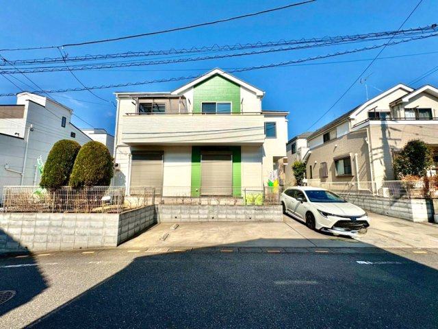 ■南西道路（幅員6ｍ）につき陽当り良好　■駐車2台（車種による）+庭付き　■2026年新規リフォーム済み！　■戸塚南小学校まで徒歩7分（約500ｍ）、戸塚西中学校まで徒歩14分（約1100ｍ）！